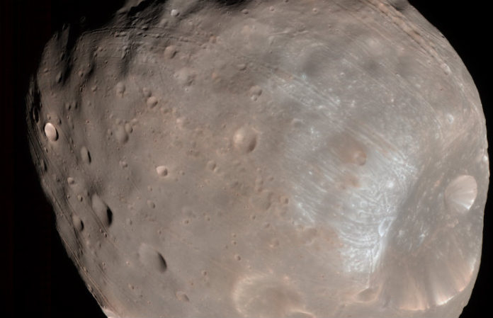 Phobos, credit: NASA/JPL-Caltech/University of Arizona